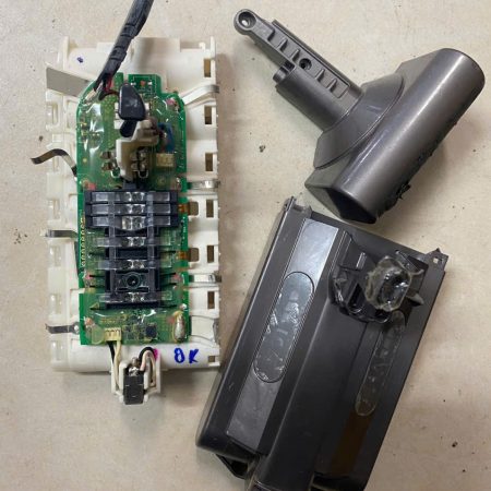 Vỏ mạch pin hút bụi cầm tay Dyson v6, v7, v8, v10 đã mở khoá vĩnh viễn